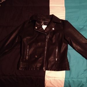 Tanming-Leather Jacket.In perfect condition,has tags, & never been worn! Size M